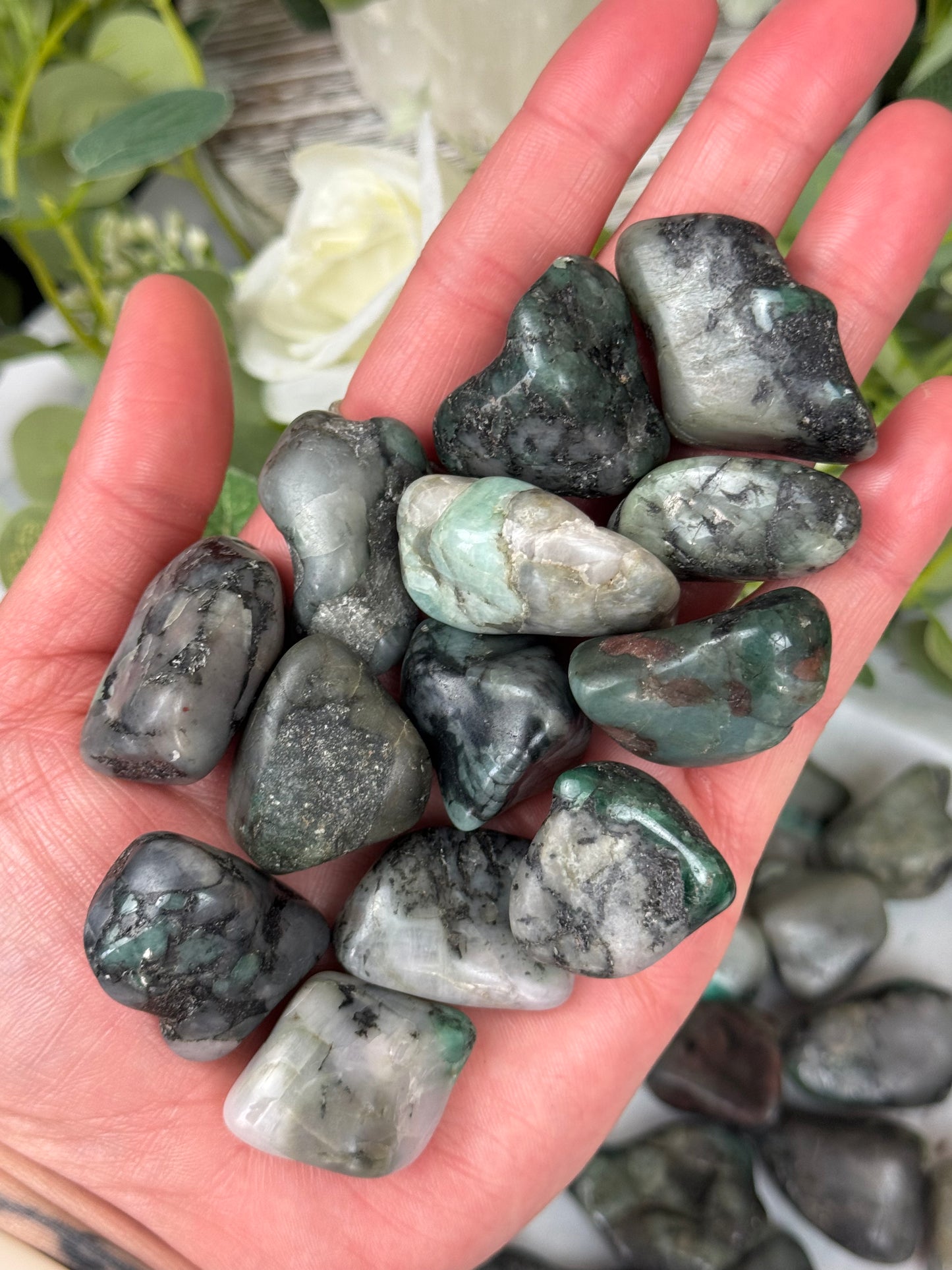 Emerald Tumbled Stones